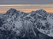 Salita invernale da Plassa di Zambla Alta al Rifugio Capanna 2000 in Alpe Arera con freddo e gelo il 3 gennaio 2010 - FOTOGALLERY